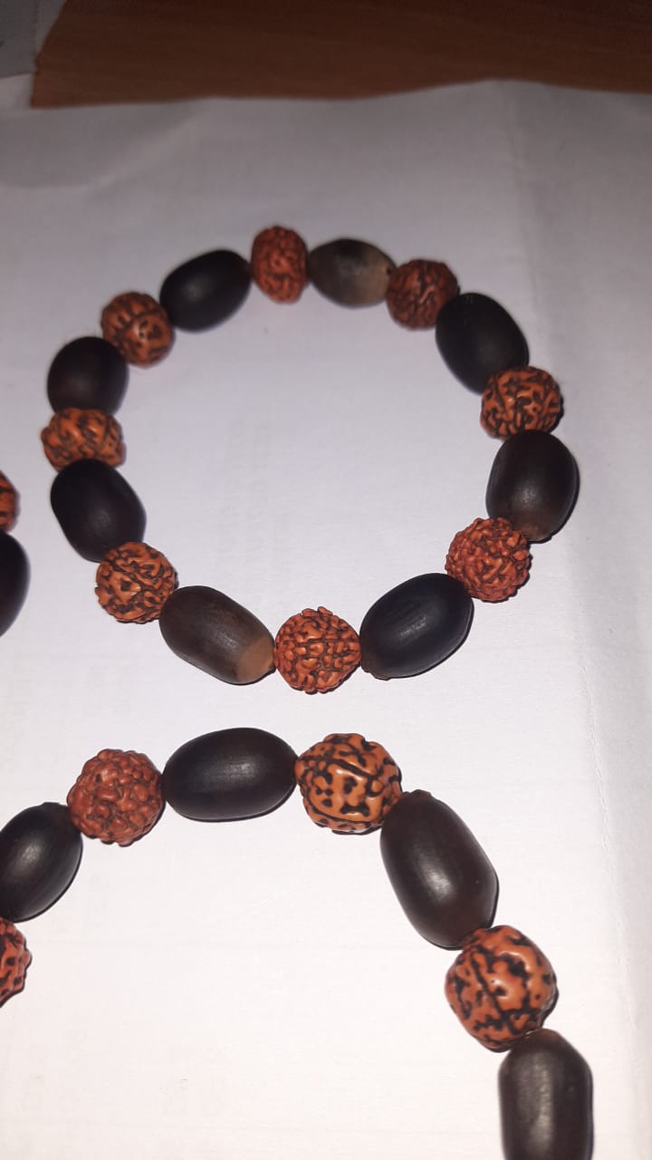 Divine Prosperity Bracelet – Kamalgatta & Rudraksha for Wealth & Abundance